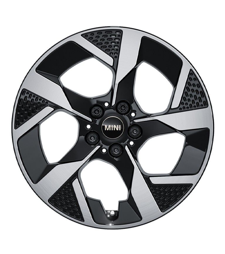 MINI Cooper 5-Door – exterior highlights – light alloy wheels